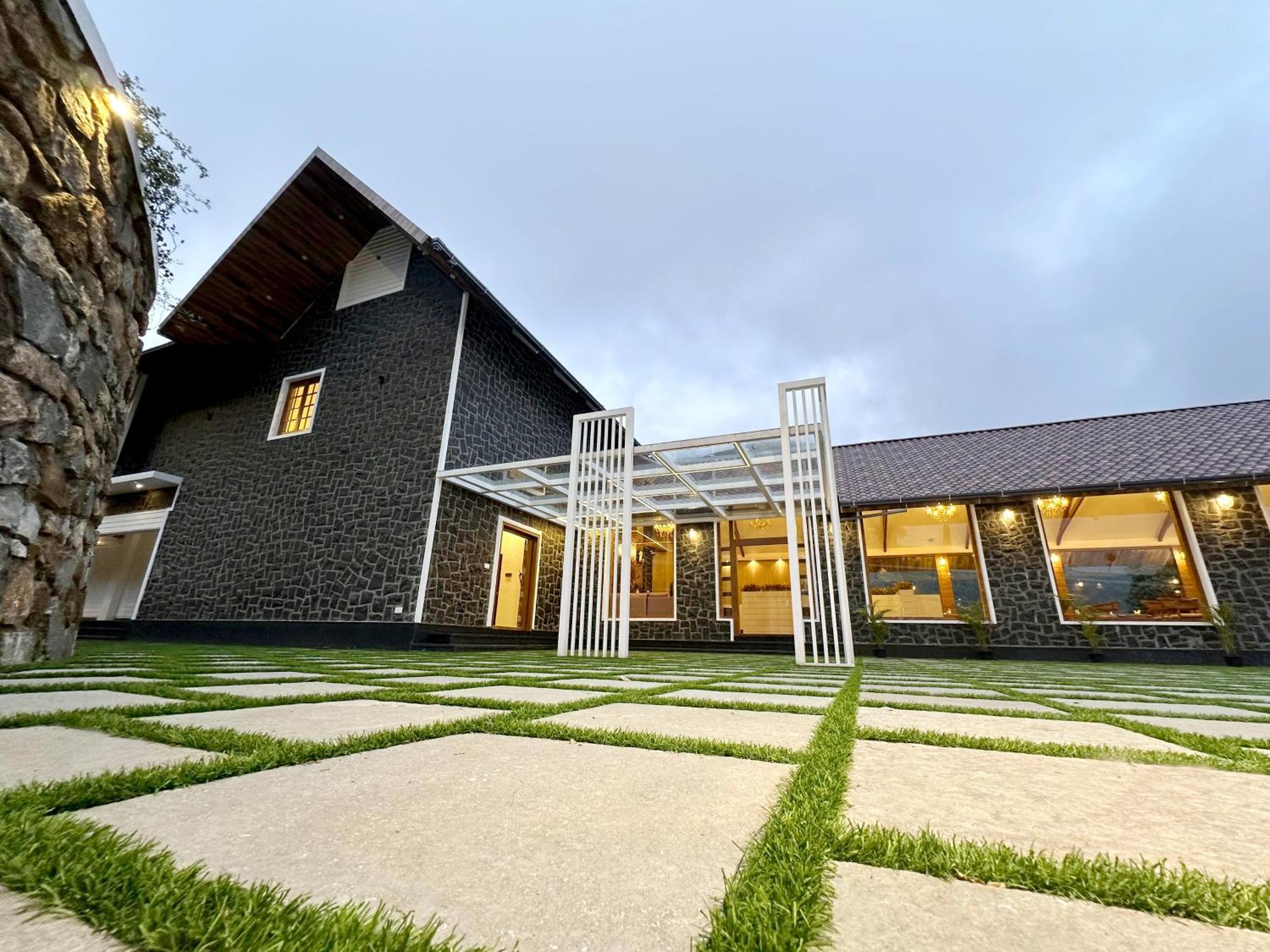 The Teatree Munnar Hotel Suryanelli Exterior photo