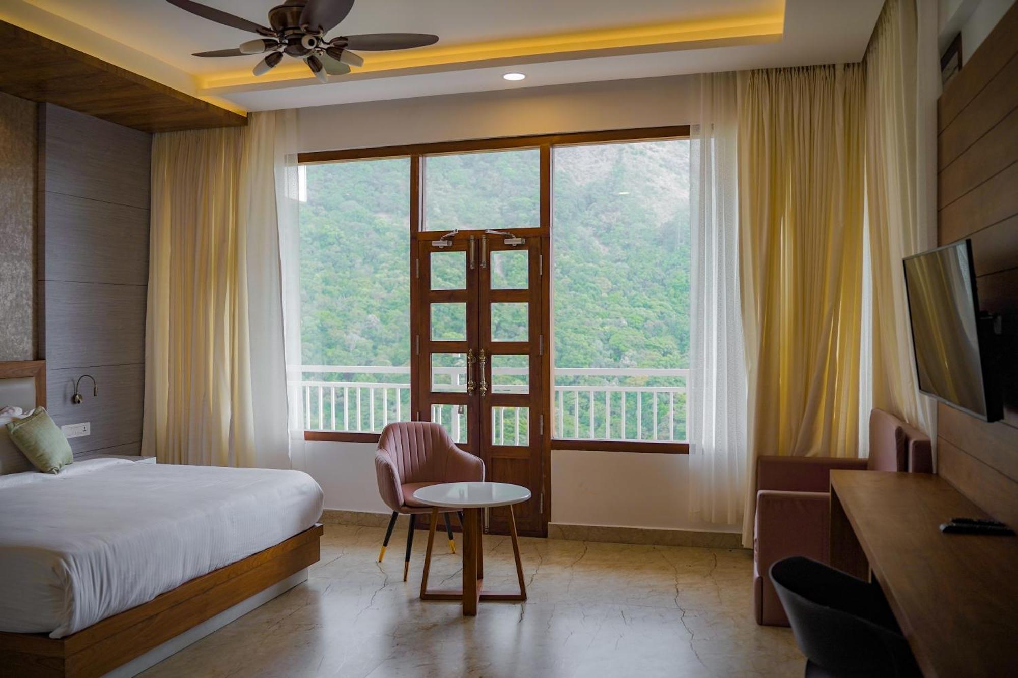 The Teatree Munnar Hotel Suryanelli Exterior photo